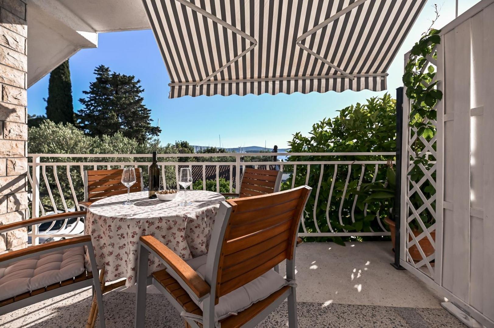 Apartment Rajna Biograd Na Moru Bagian luar foto